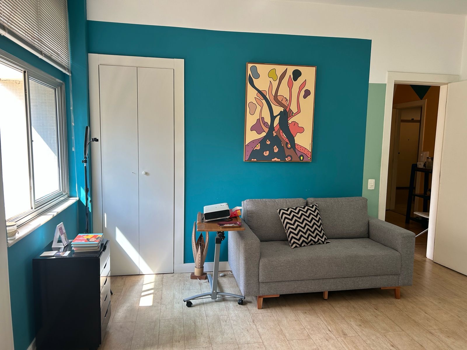 8bf49b0d-1202-4e92-949d-006913788438